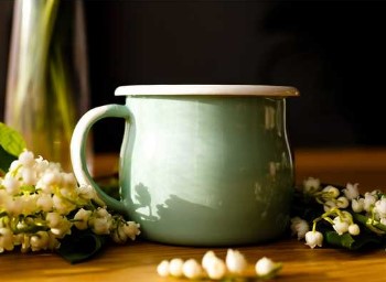 Kubek emaliowany baryłka Olkuskie Wyroby Emaliowane