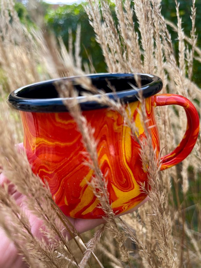 Kubek emaliowany z Olkusza