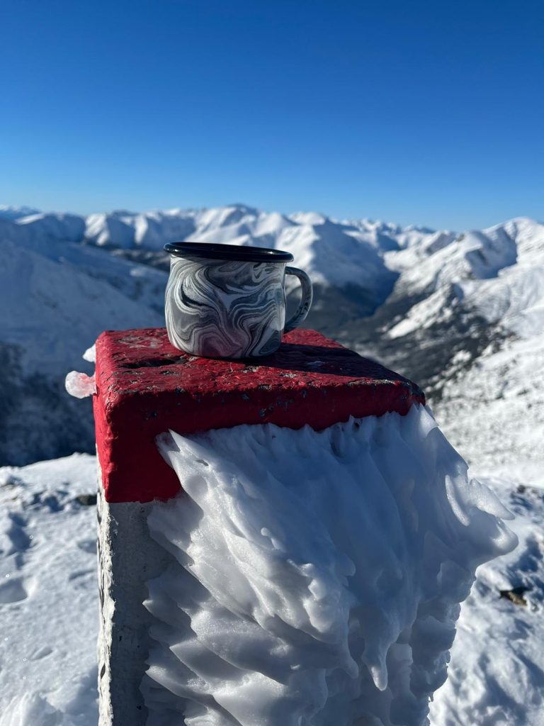 Kubek emaliowany wytrząsany Lovemalia